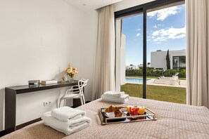 5 chambres, fer et planche Ă repasser, Wi-Fi, draps fournis