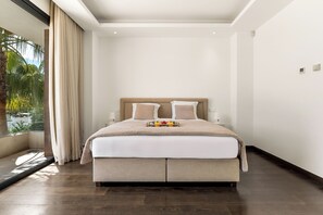 5 habitaciones, tabla de planchar con plancha, wifi y ropa de cama