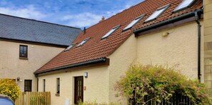 Exterior - Pipeland Farm Steading (No 4) (St Andrews)