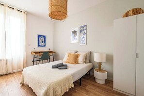 4 bedrooms, iron/ironing board, travel crib, free WiFi