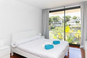 5 chambres, bureau, fer et planche à repasser, Wi-Fi gratuit