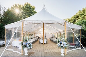 Área para banquetes al aire libre