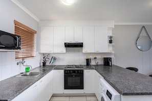 Fridge, stovetop, toaster