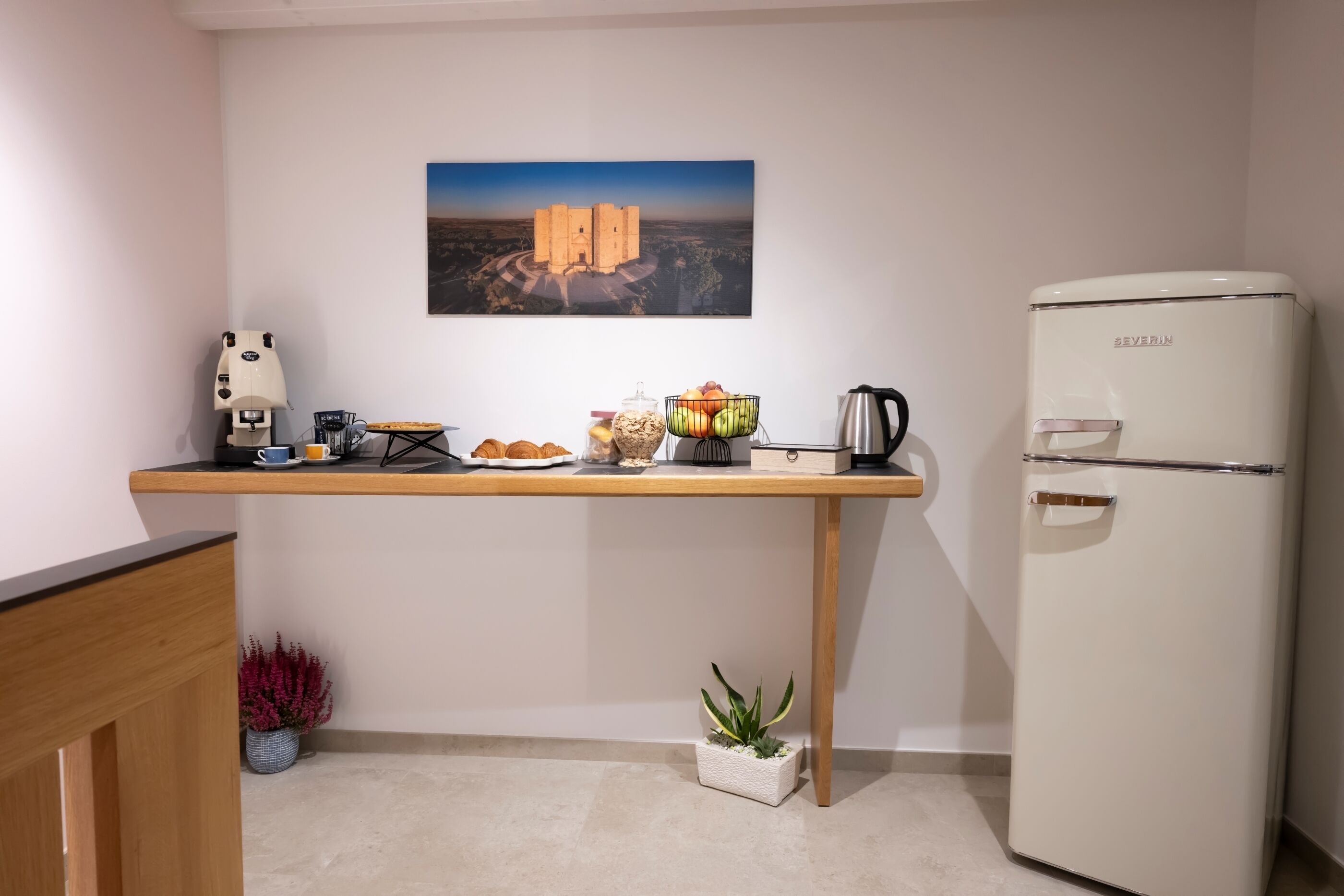 Colazione continentale, servita tutte le mattine (6 EUR a persona) 