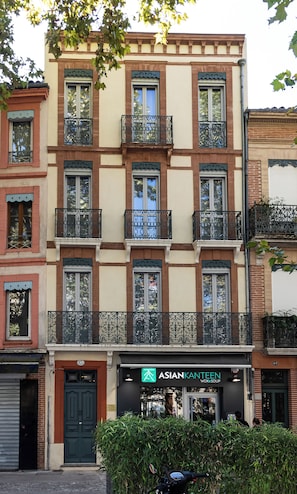 Fachada da propriedade