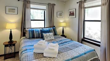 House (2 Bedrooms) | Property amenity