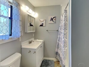 House (2 Bedrooms) | Property amenity