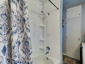 Property amenity - Knotty Pines Cabin by Ruidoso Vacation Rentals (Ruidoso)