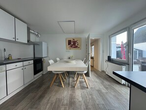 Horno, parrilla de estufa y lavavajillas 