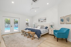 3 bedrooms, desk, iron/ironing board, travel cot - Huge Game Room•Family Spot•Heated Pool•Near Beach (Naples)