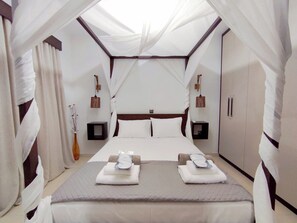 4 chambres, fer et planche à repasser, Wi-Fi gratuit, draps fournis