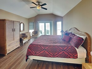 Property amenity - Whispering Sands Beachfront by Ryson Vacation Rentals (Galveston)