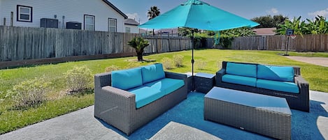House (6 Bedrooms) | Property amenity