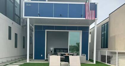 Luxurious Master Suite in iconic Ocean Beach