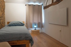 2 bedrooms, bed sheets - Welcome to our house in the Eifel! Perfect for a family vacation. (Hellenthal)