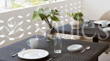 Vista frontal de la propiedad