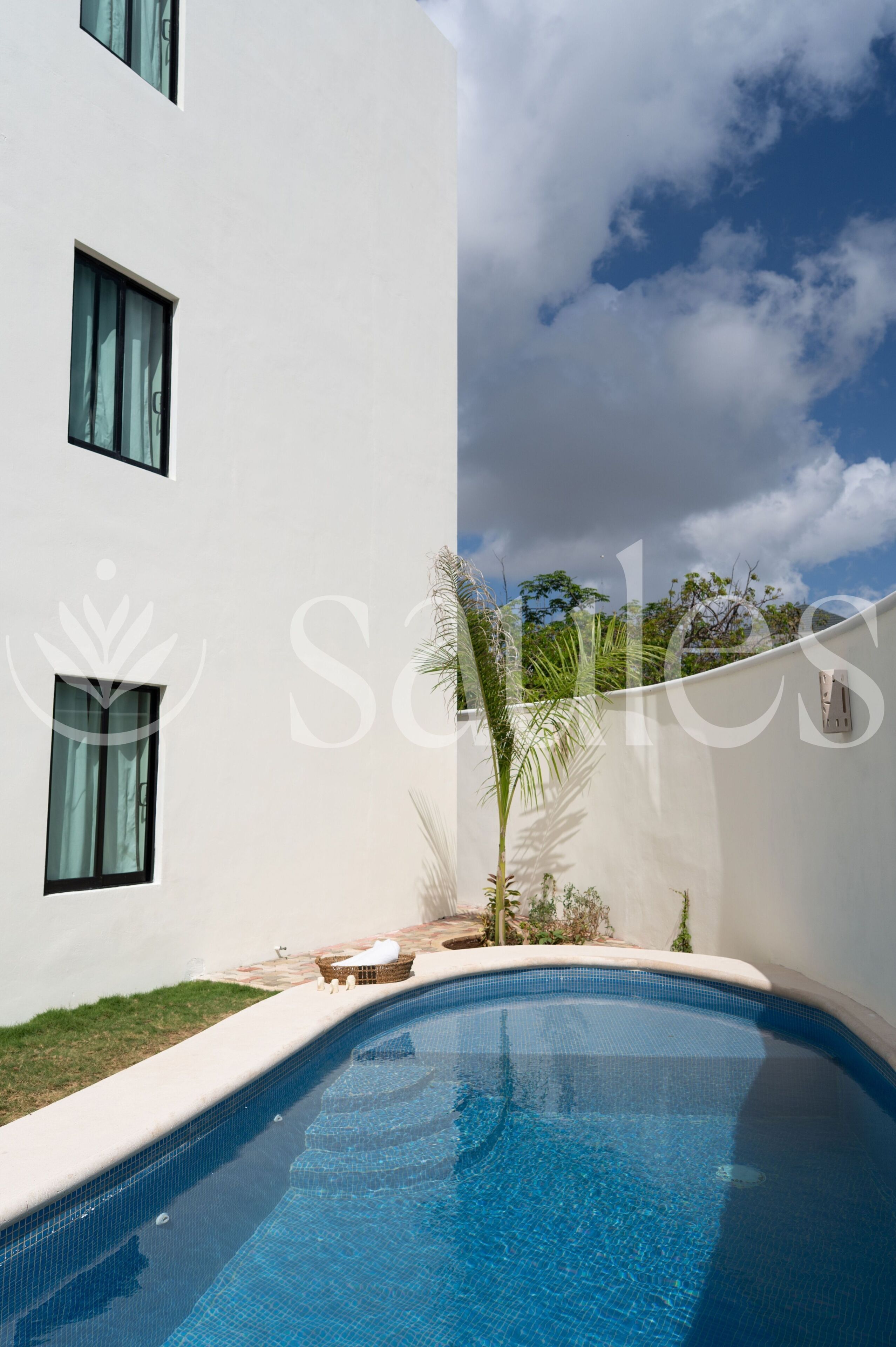 Alberca al aire libre 