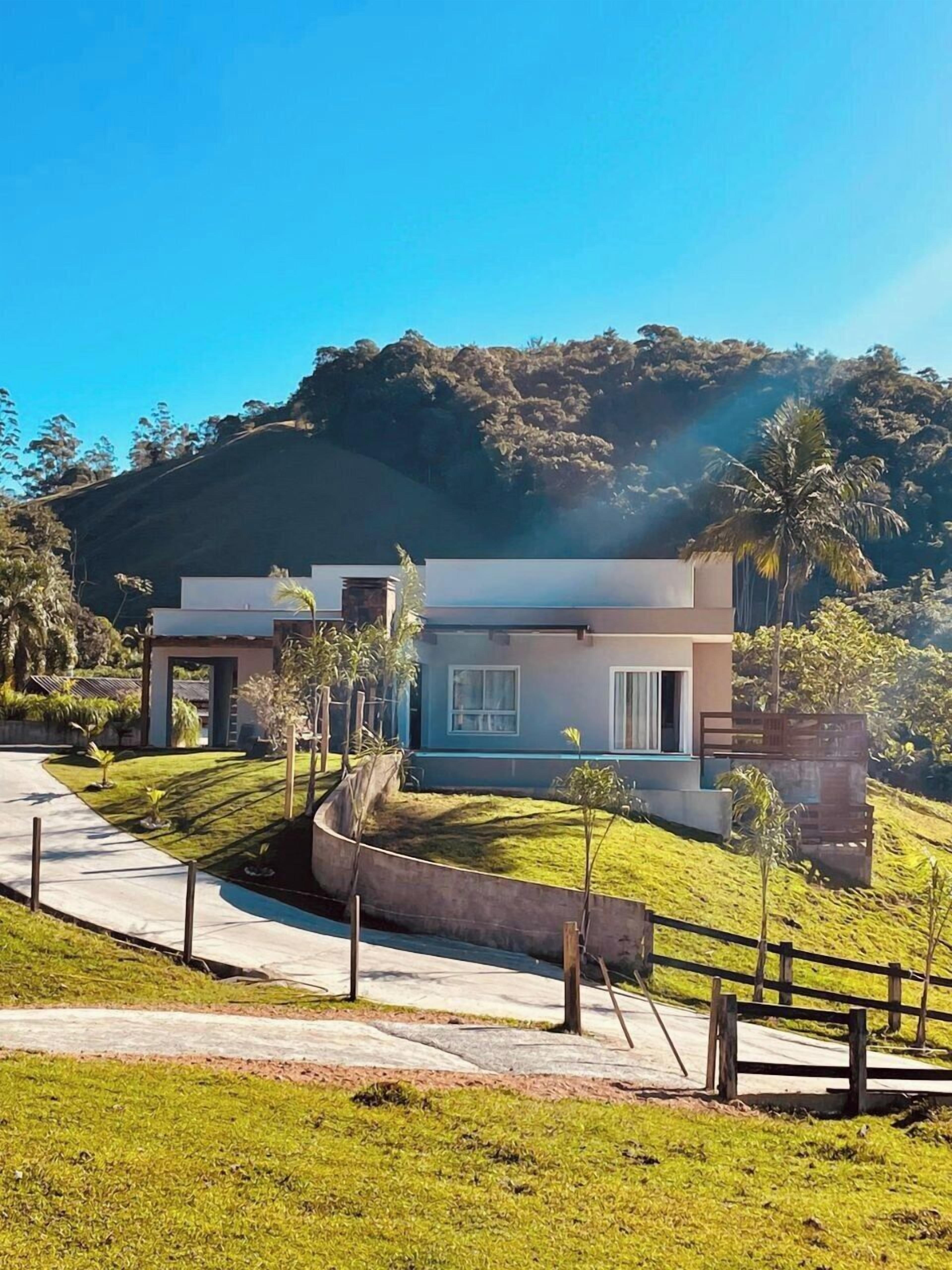 Casa superluxo | Vista do quarto