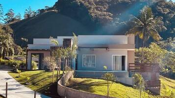 Luxury House | View from room