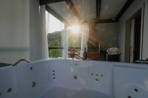 Romantisches Chalet | Eigener Whirlpool