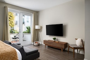 Smart TV, table football, ping pong, books