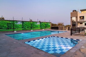 Piscine extérieure