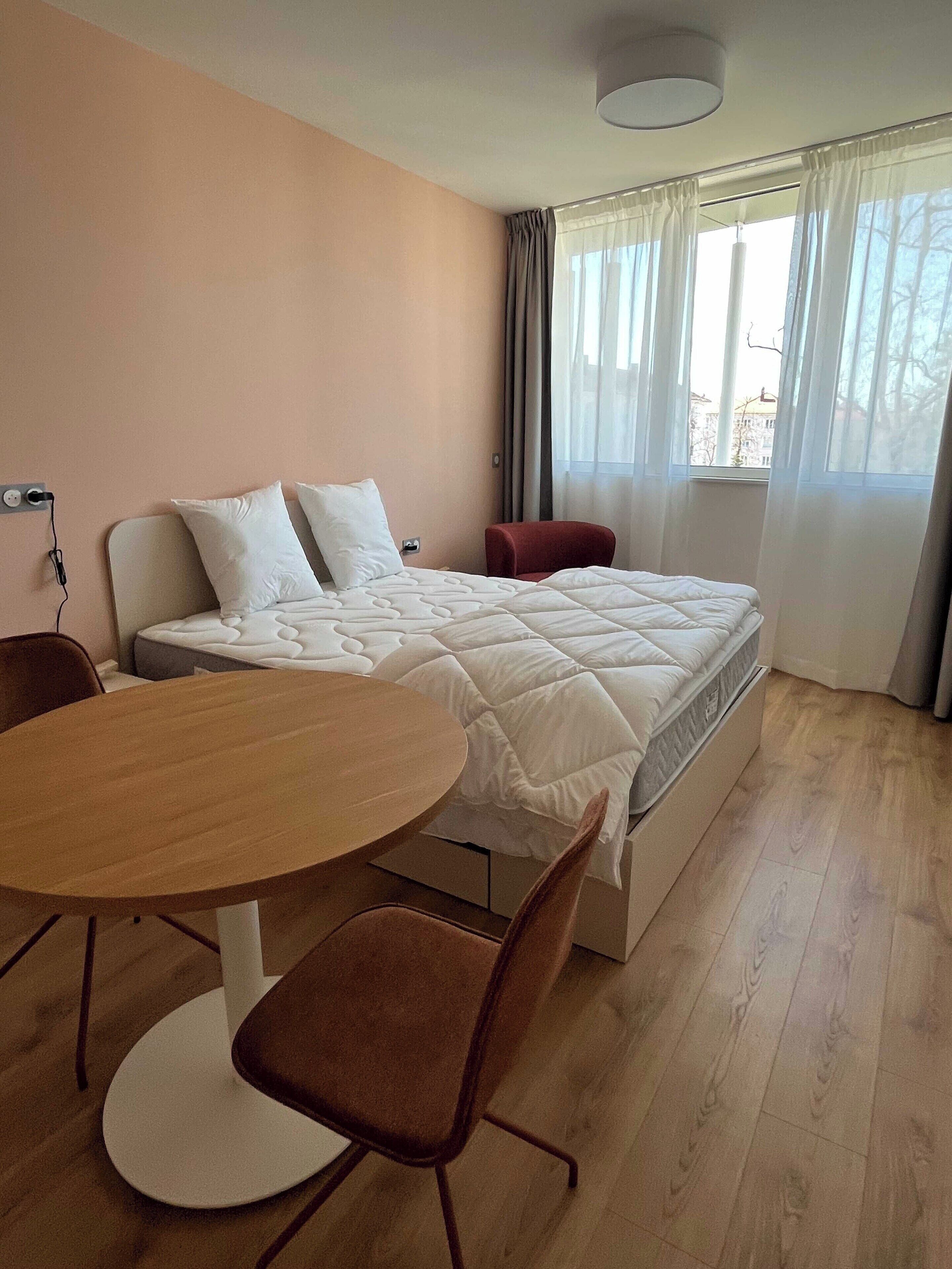 Rumah | 1 kamar tidur, ruang kerja ramah laptop, dan setrika/meja setrika