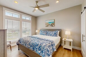 5 室のベッドルーム、アイロン / アイロン台、インターネット、ベッドシーツ