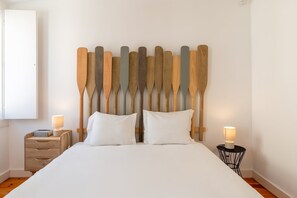 3 bedrooms, iron/ironing board, Internet, bed sheets