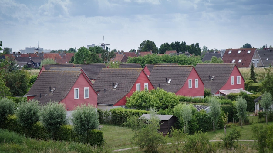 Nice Holiday Home With Washing Machine, in a Holiday Park 200m. From the Beach