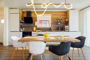 Dining - Designed to Pause: Fireplace, Sauna & Quiet Rest (Wandlitz)