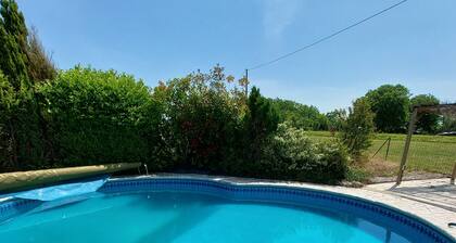 PETITE MAISON DE CAMPAGNE