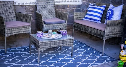 Modern, quiet apartment with a view of the countryside