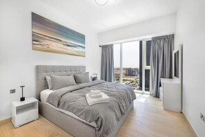 2 chambres, fer et planche à repasser, draps fournis