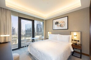 3 bedrooms, iron/ironing board, WiFi - Stunning Opera 3BR Apartment (JLT)