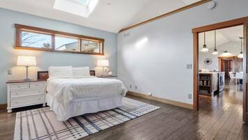 3 bedrooms, free WiFi, bed sheets