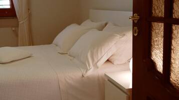 1 habitación, wifi y ropa de cama