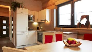 Micro-ondes, four, plaque de cuisson, lave-vaisselle