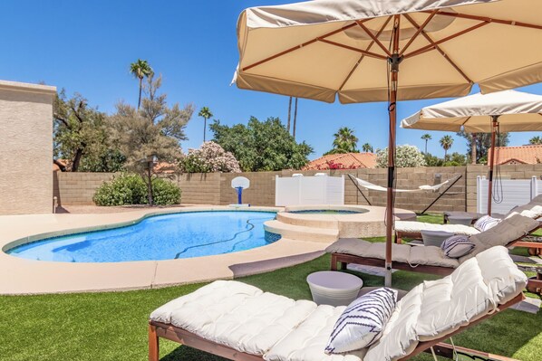 Outdoor pool, a heated pool