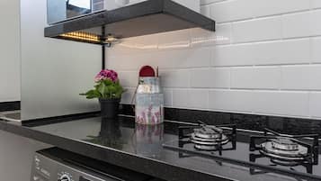 Deluxe Apartment | Private kitchen