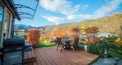 Arrowtown Gold - Elevated Two Bedroom Apartment