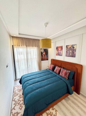 2 slaapkamers, een strijkplank/strijkijzer, wifi, beddengoed