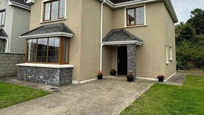 House | Exterior - Rathmore Hideaway Retreat (Killarney)