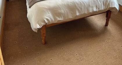 Rathmore Hideaway Retreat