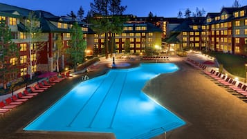 Udendørs pool, opvarmet pool