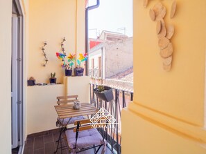 Outdoor dining - Casa Agave - Morada - One Bedroom Apartment, Sleeps 4 (Iglesias)