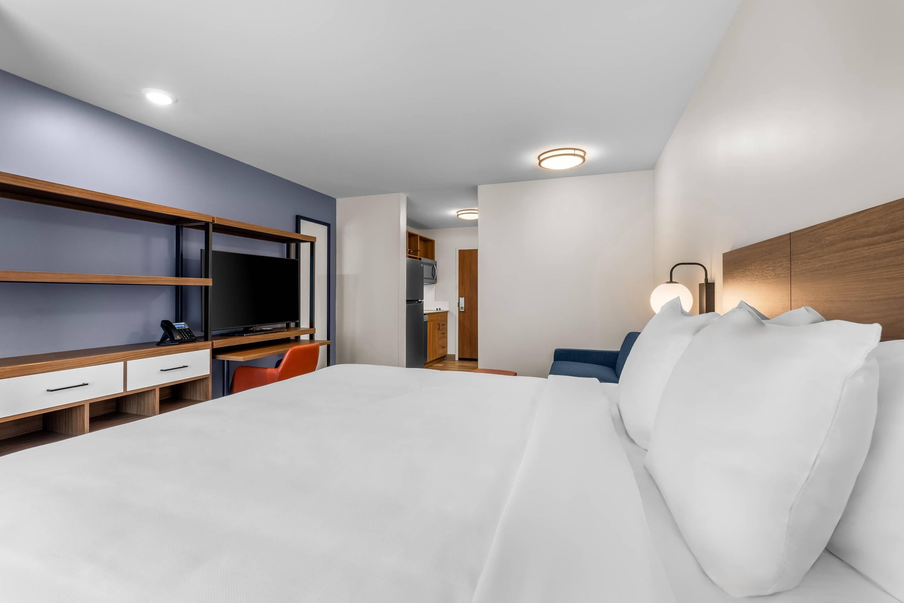 Standard Room, 1 King Bed, Non Smoking