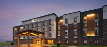 ไฮแอท สตูดิโอส์ คาลิสเปล