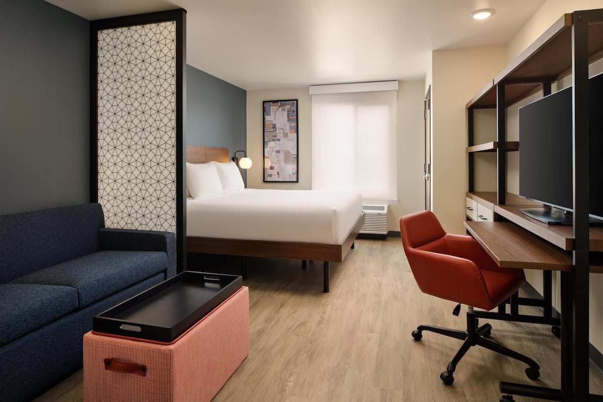 Ropa de cama hipoalergénica y escritorio