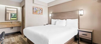 赫克里Econo Lodge酒店